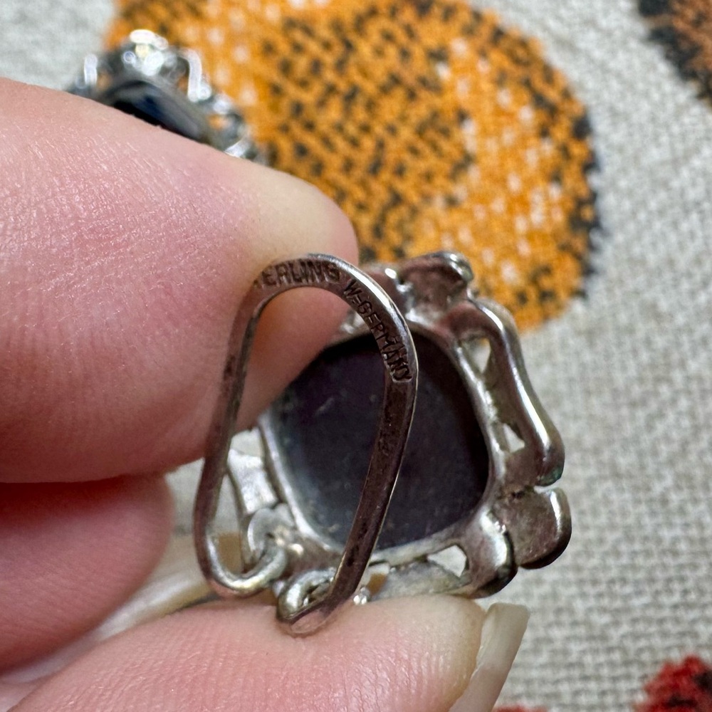 Antique Elegant Silver and Black Hematite Filigree Earrings - Picture 9 of 11